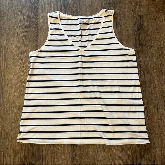 Old Navy Striped Tank Top - Picture 1 of 3